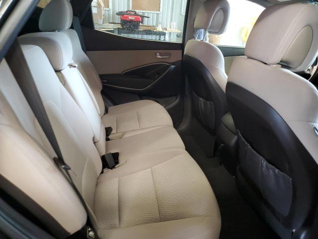 5NMZTDLB5HH020856 - 2017 HYUNDAI SANTA FE S BLACK photo 11