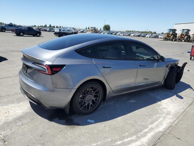 5YJ3E1EA5SF911998 - 2025 TESLA MODEL 3 GRAY photo 3