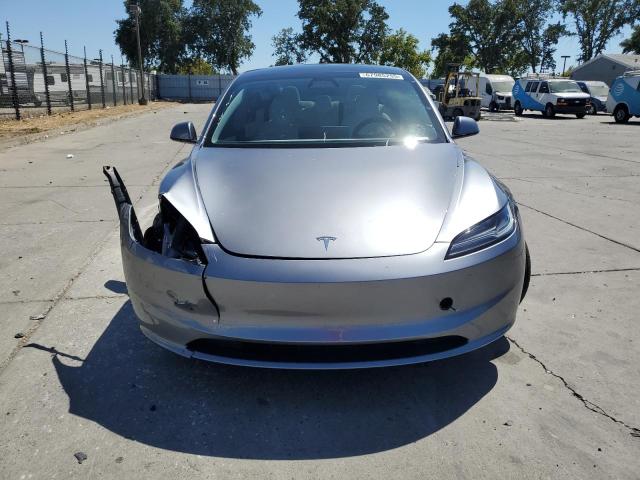 5YJ3E1EA5SF911998 - 2025 TESLA MODEL 3 GRAY photo 5