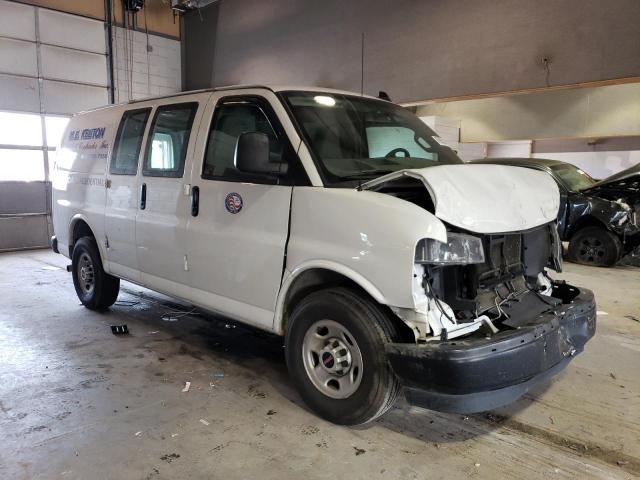 1GTW7AFG2K1323852 - 2019 GMC SAVANA G2500 WHITE photo 4