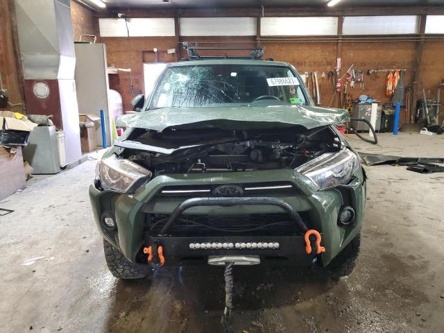 JTEBU5JR9M5894897 - 2021 TOYOTA 4RUNNER SR5/SR5 PREMIUM 绿色 照片 5
