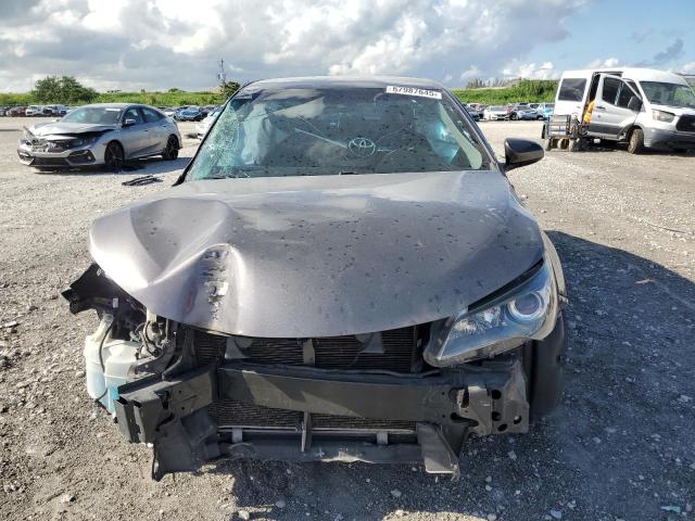 4T1BF1FK4GU226496 - 2016 TOYOTA CAMRY LE GRAY photo 5