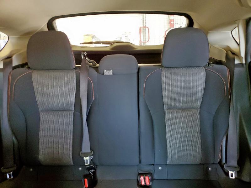 JF2GTABC2JH322839 - 2018 SUBARU CROSSTREK PREMIUM WHITE photo 10