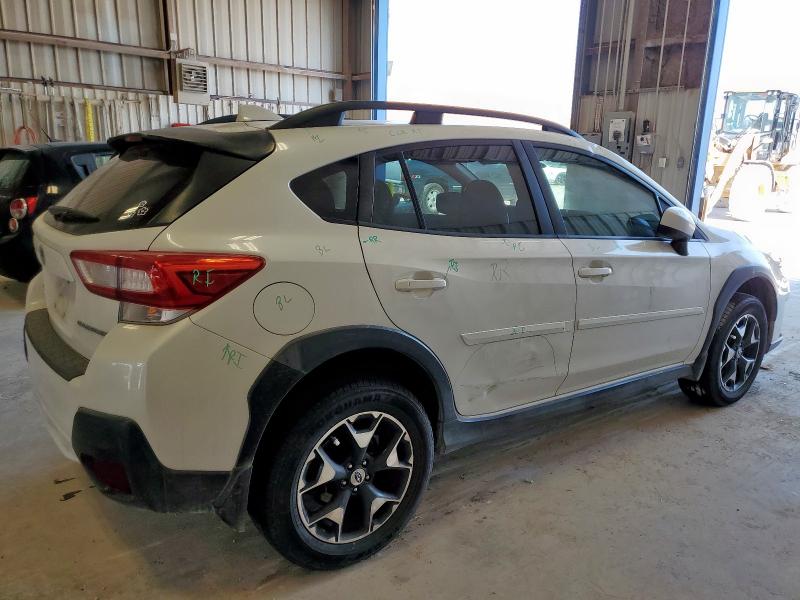 JF2GTABC2JH322839 - 2018 SUBARU CROSSTREK PREMIUM WHITE photo 3