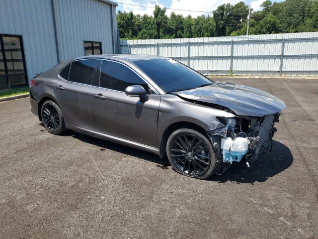 4T1K61AK3NU718733 - 2022 TOYOTA CAMRY XSE 灰色 照片 4