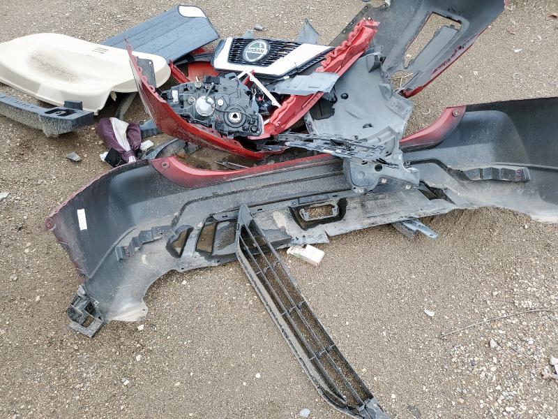 5N1AT2MT2JC792191 - 2018 NISSAN ROGUE S RED photo 12