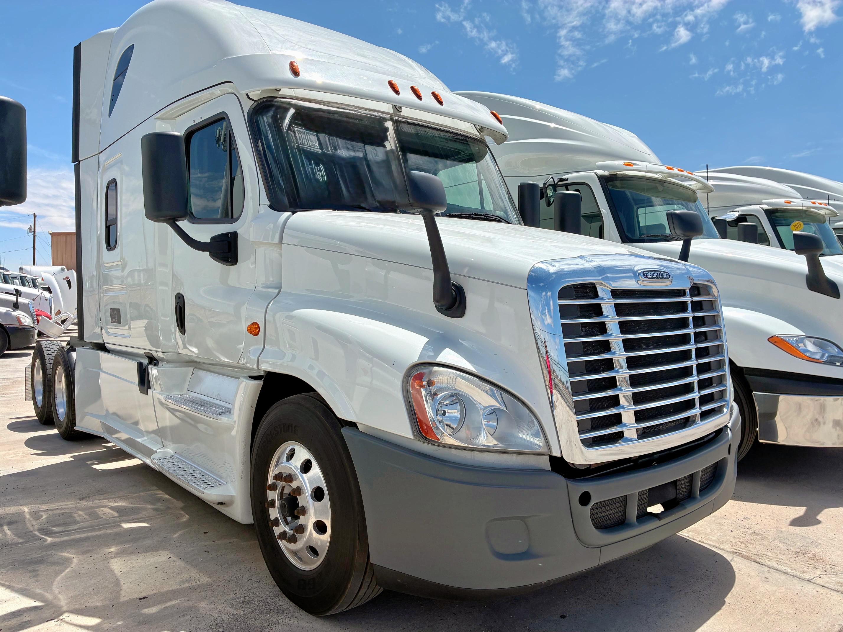 2018 FREIGHTLINER CASCADIA 1, 