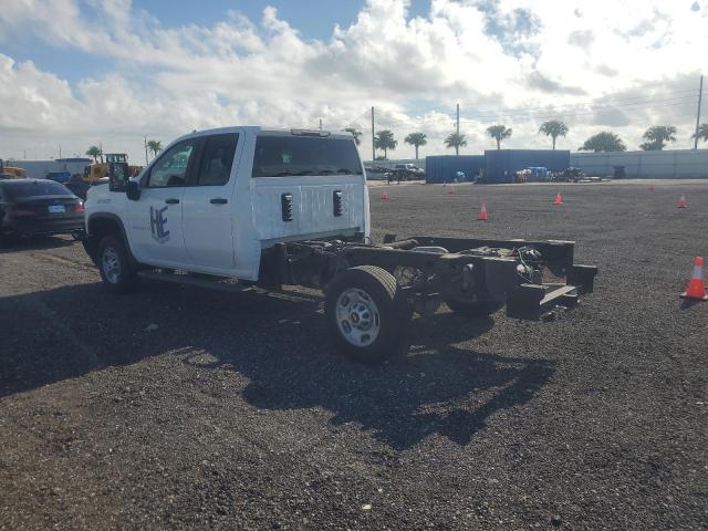 1GB2WLE74LF275830 - 2020 CHEVROLET SILVERADO C2500 HEAVY DUTY WHITE photo 2