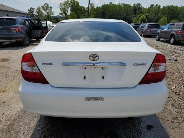JTDBE32K440268467 - 2004 TOYOTA CAMRY LE WHITE photo 6