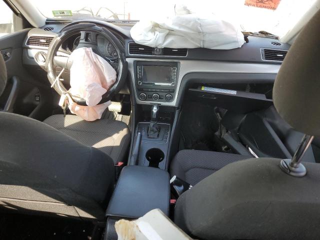 1VWAP7A33CC009941 - 2012 VOLKSWAGEN PASSAT S Weiß Foto 8