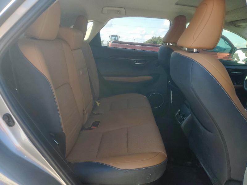 JTJYARBZ5K2156555 - 2019 LEXUS NX 300 BASE Մոխրագույն լուսանկար 11