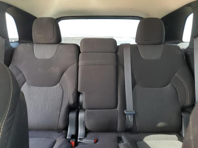 1C4PJMCB4HW616504 - 2017 JEEP CHEROKEE LATITUDE 银色 照片 10