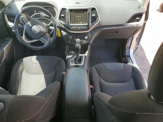 1C4PJMCB4HW616504 - 2017 JEEP CHEROKEE LATITUDE 银色 照片 8