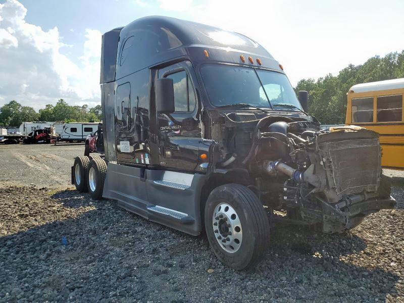 2015 FREIGHTLINER CASCADIA 1, 