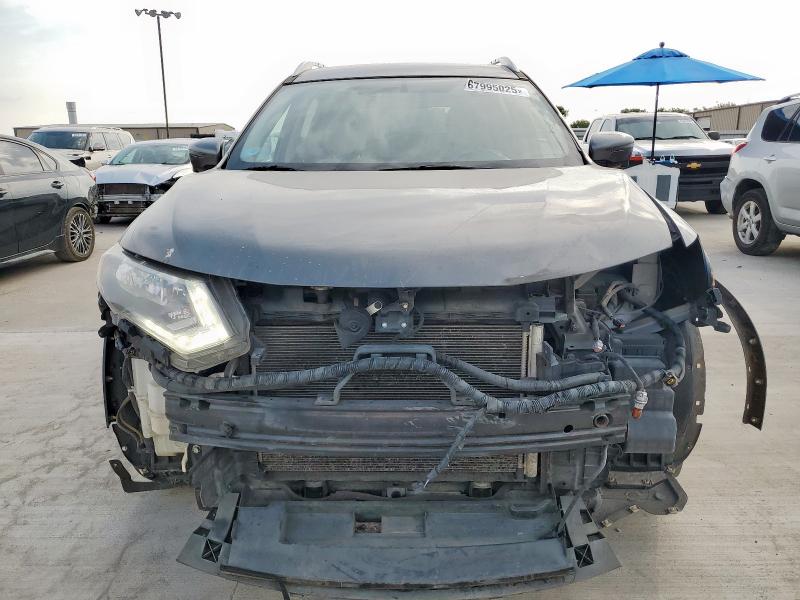 JN8AT2MT3HW387877 - 2017 NISSAN ROGUE S 灰色 照片 5