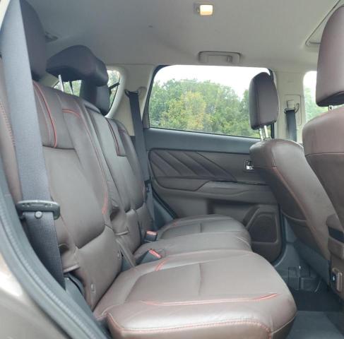 JA4J24A55JZ028397 - 2018 MITSUBISHI OUTLANDER SE TAN photo 11