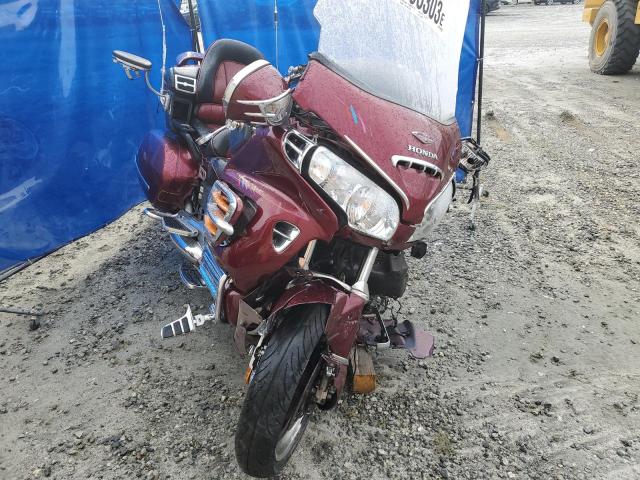 1HFSC47025A406592 - 2005 HONDA GL1800 MAROON photo 10