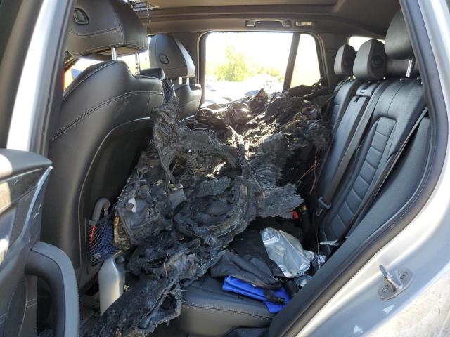 5UXTR9C52JLD60855 - 2018 BMW X3 XDRIVE30I Gümüş foto 11