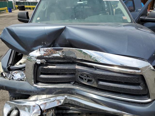 5TFUM5F10AX002486 - 2010 TOYOTA TUNDRA DOUBLE CAB SR5 GRAY photo 11