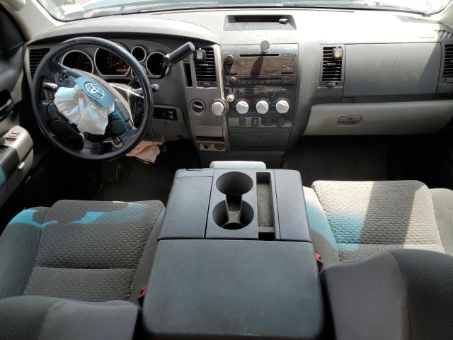 5TFUM5F10AX002486 - 2010 TOYOTA TUNDRA DOUBLE CAB SR5 GRAY photo 8