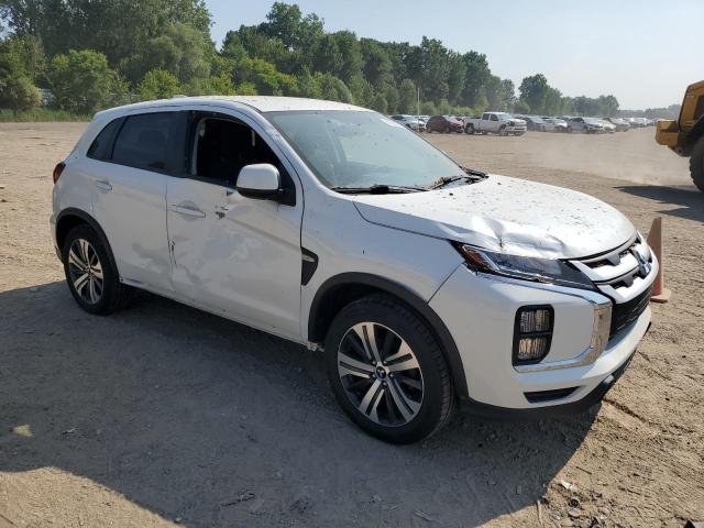 JA4AP3AU4LU005289 - 2020 MITSUBISHI OUTLANDER ES WHITE photo 4