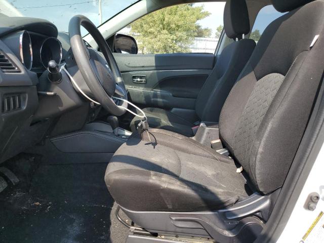 JA4AP3AU4LU005289 - 2020 MITSUBISHI OUTLANDER ES WHITE photo 7