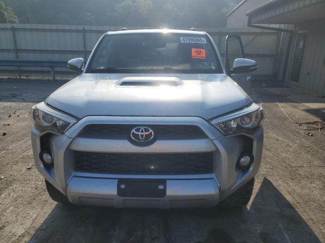 JTEBU5JR6F5257890 - 2015 TOYOTA 4RUNNER SR5/SR5 PREMIUM 银色 照片 5