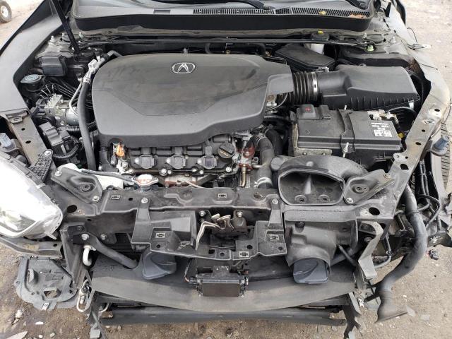 19UUB2F55JA010689 - 2018 ACURA TLX TECH BLACK photo 11