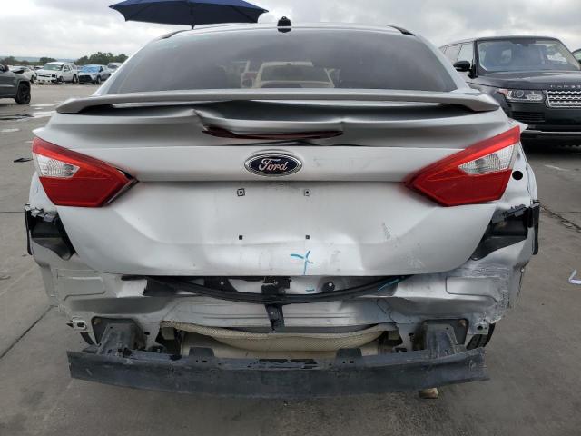 1FADP3F22DL302200 - 2013 FORD FOCUS SE SILVER photo 6