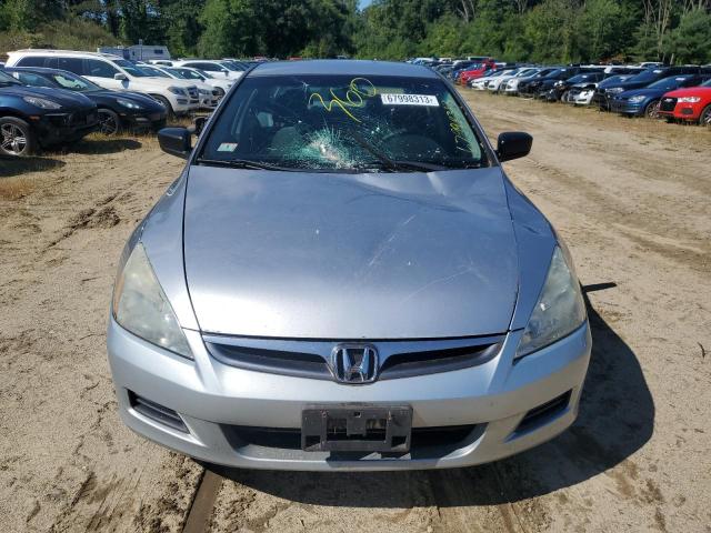 1HGCM55177A089734 - 2007 HONDA ACCORD VALUE SILVER photo 5