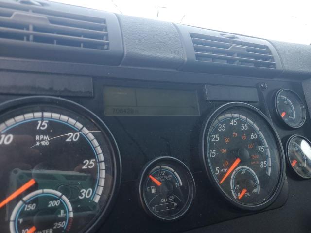 1FUJGLDR5JLHF2620 - 2018 FREIGHTLINER CASCADIA 1 Weiß Foto 8