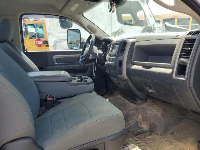 3C7WRNBL1HG520139 - 2017 RAM 5500 თეთრი ფოტო 10