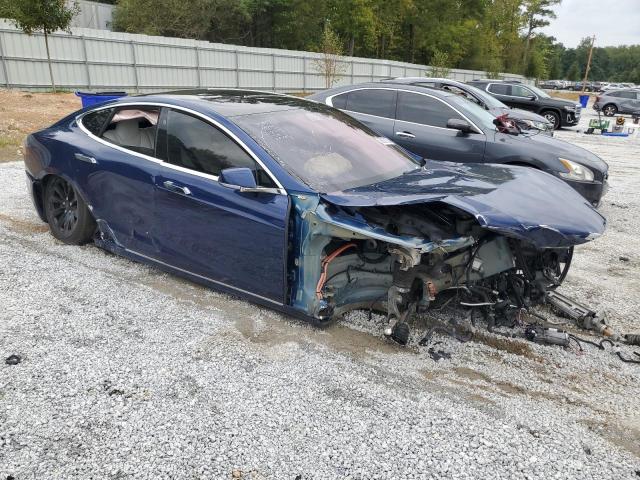 5YJSA1E28HF229903 - 2017 TESLA MODEL S أزرق صورة 4