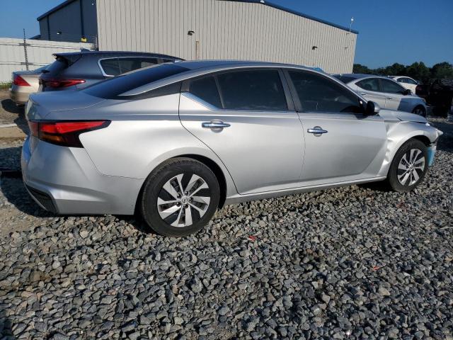 1N4BL4BV7KN326647 - 2019 NISSAN ALTIMA S SILVER photo 3