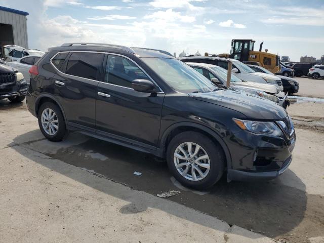 JN8AT2MT2JW450201 - 2018 NISSAN ROGUE S BLACK photo 4