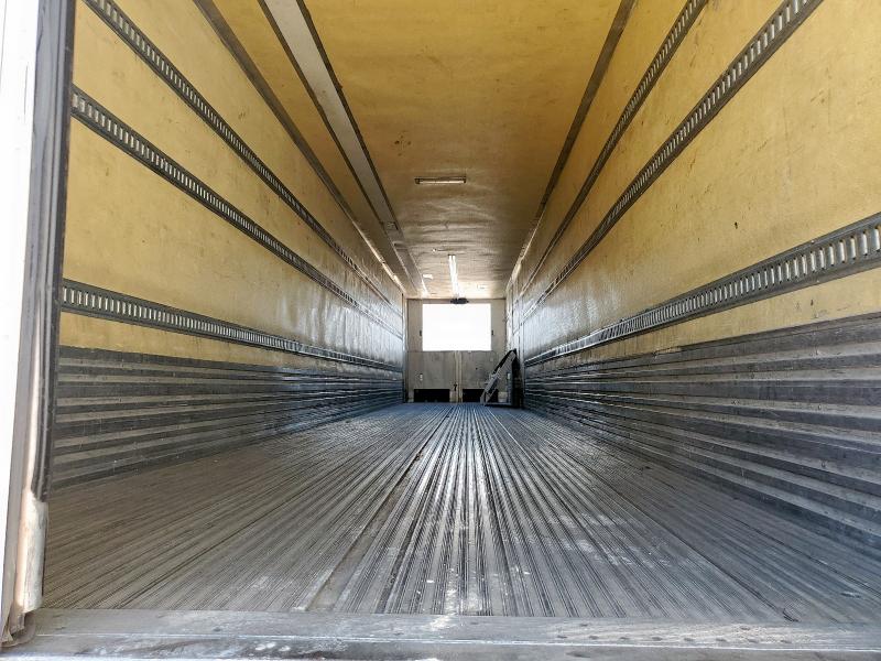 1UYVS2531DU510517 - 2013 UTILITY VS2RA أبيض صورة 5