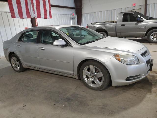 1G1ZH57B79F180858 - 2009 CHEVROLET MALIBU 1LT SILVER photo 4