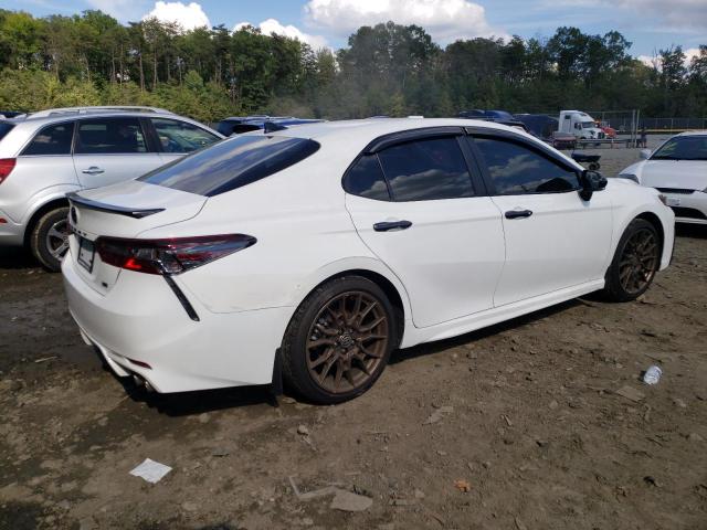 4T1G11AK4PU122165 - 2023 TOYOTA CAMRY SE NIGHT SHADE WHITE photo 3