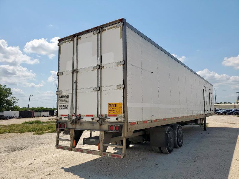 1UYVS2533DU510518 - 2013 UTILITY VS2RA WHITE photo 4