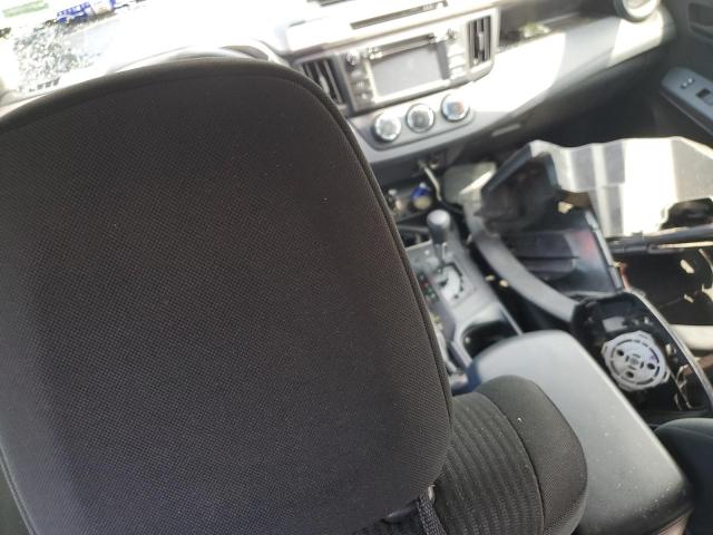 JTMBFREV2JJ261027 - 2018 TOYOTA RAV4 LE BLUE photo 8