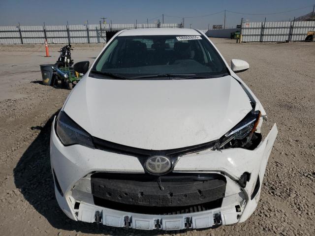 5YFBURHE7JP805230 - 2018 TOYOTA COROLLA L 白色 照片 5