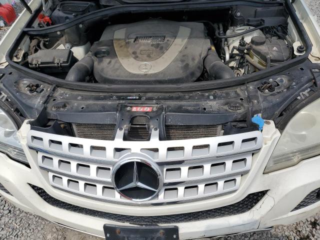 4JGBB8GB8BA660661 - 2011 MERCEDES-BENZ ML 350 4MATIC WHITE photo 12