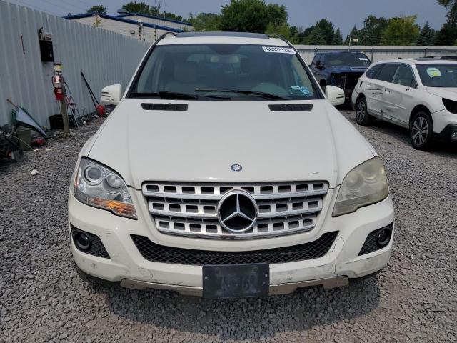 4JGBB8GB8BA660661 - 2011 MERCEDES-BENZ ML 350 4MATIC WHITE photo 5
