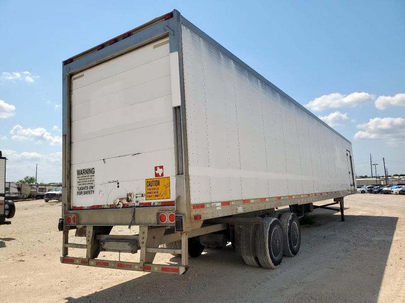 1UYVS25349U645336 - 2009 UTILITY VS2RA WHITE photo 4