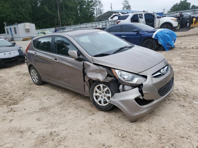 KMHCT5AE7DU114826 - 2013 HYUNDAI ACCENT GLS BROWN photo 4