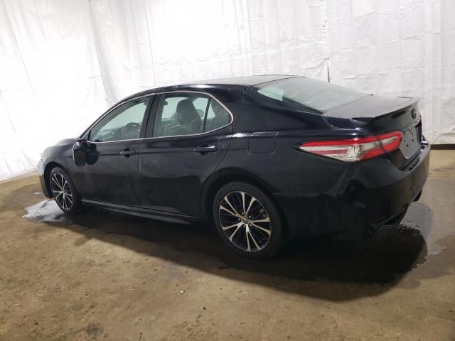 4T1B11HKXJU578825 - 2018 TOYOTA CAMRY L BLACK photo 2