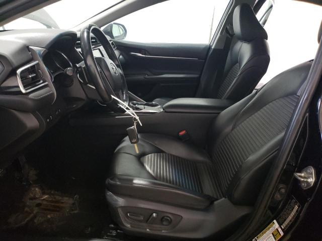 4T1B11HKXJU578825 - 2018 TOYOTA CAMRY L BLACK photo 7