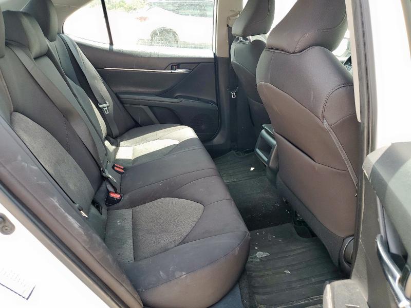 4T1C11AK0LU942431 - 2020 TOYOTA CAMRY LE 白色 照片 10