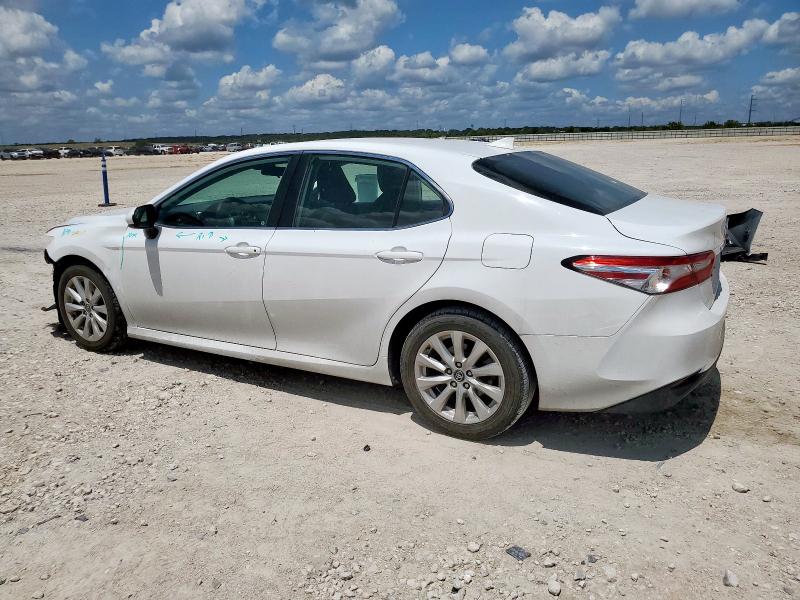 4T1C11AK0LU942431 - 2020 TOYOTA CAMRY LE 白色 照片 2