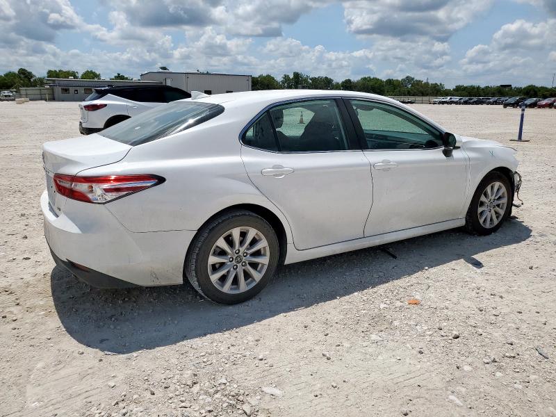 4T1C11AK0LU942431 - 2020 TOYOTA CAMRY LE 白色 照片 3